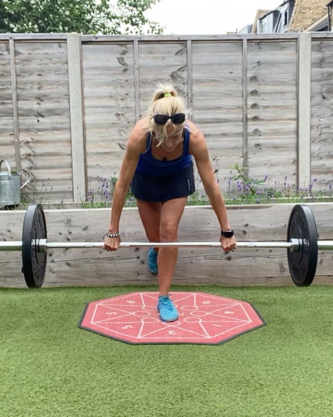 What Muscles Work In A Deadlift, And How To Work It Out For Any Exercise