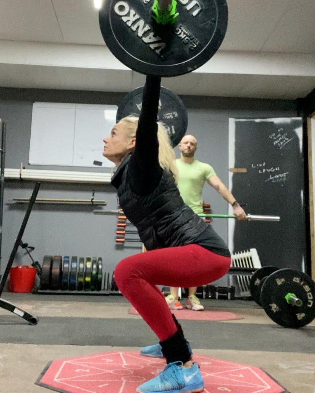 What Muscles Work In A Single-Arm Overhead Squat, And Why One Side Of The Trunk Works Harder Than The Other