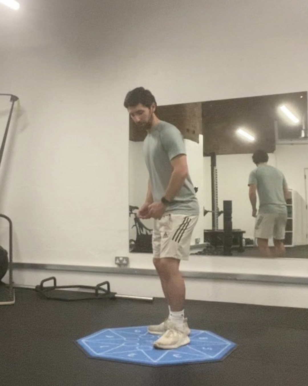 What Muscles Work In A Hip Hinge, And How To Work It Out For Any Exercise